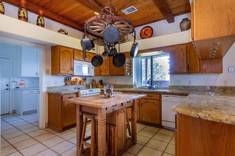 31 Crestview Dr, Elgin, AZ 85611 photo 9