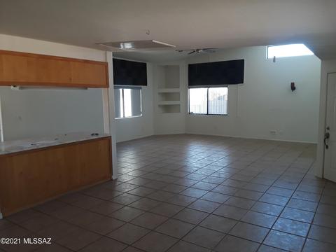 5237 E 21st St, Tucson, AZ 85711 photo 8