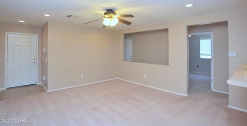 5240 E Desert Straw Ln, Tucson, AZ 85756 photo 2