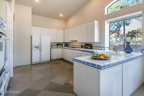 6961 E Cicada Ct, Tucson, AZ 85750 photo 13