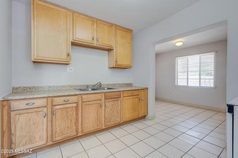 2808 E 18th St, Tucson, AZ 85716 photo 13