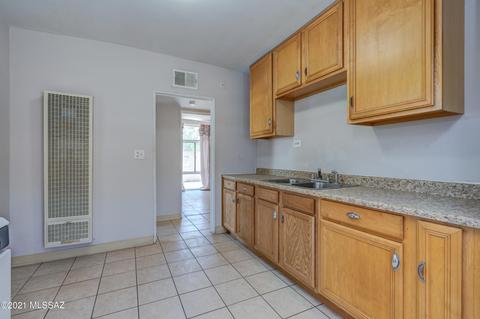 2808 E 18th St, Tucson, AZ 85716 photo 12