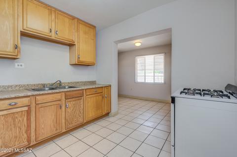 2808 E 18th St, Tucson, AZ 85716 photo 7