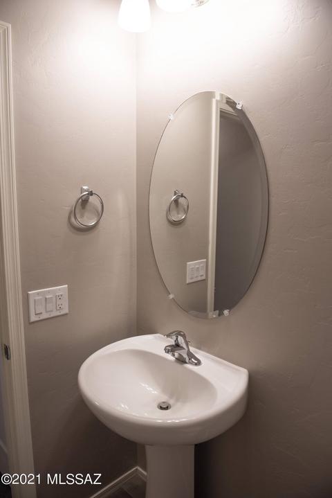 8828 E Abrams Loop, Tucson, AZ 85710 photo 7