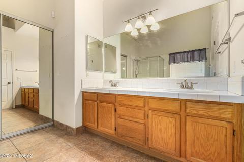 10648 E Barclay Park Loop, Tucson, AZ 85748 photo 16