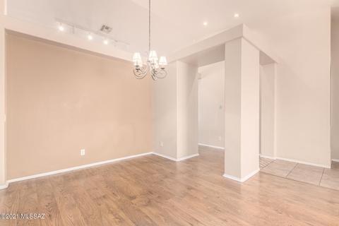 10648 E Barclay Park Loop, Tucson, AZ 85748 photo 6