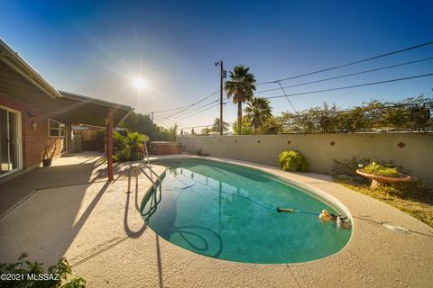 6171 E 4th St, Tucson, AZ 85711 photo 2