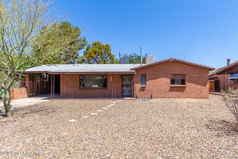 3933 E Hampton Pl, Tucson, AZ 85712 photo 2