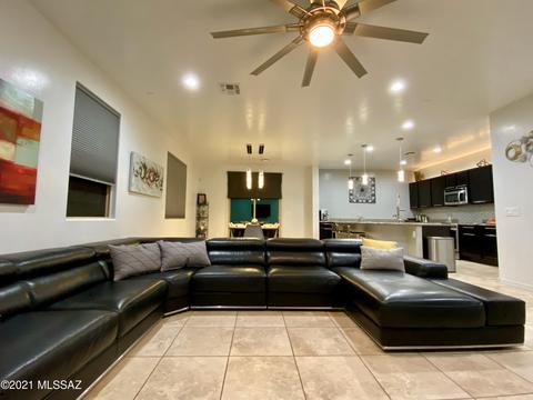 319 E Desert Haven Pl, Vail, AZ 85641 photo 1