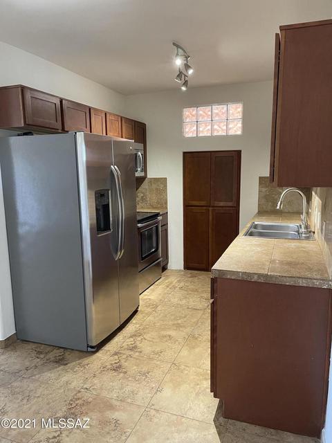 3166 E 25th St, Tucson, AZ 85713 photo 6