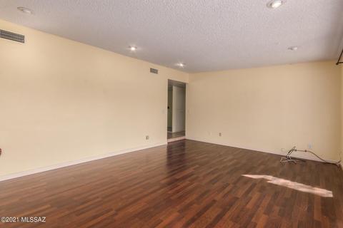 9221 E Indio Pl, Tucson, AZ 85749 photo 10
