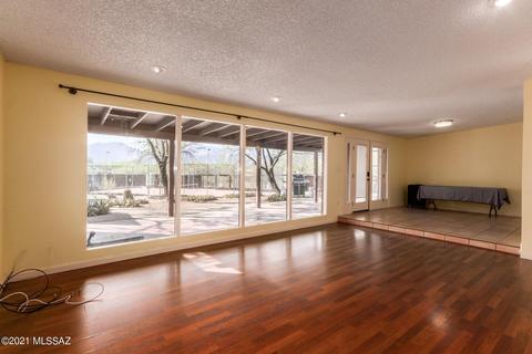 9221 E Indio Pl, Tucson, AZ 85749 photo 6