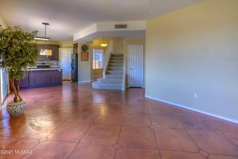 8741 E Chimney Spring Dr, Tucson, AZ 85747 photo 14
