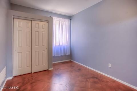 8741 E Chimney Spring Dr, Tucson, AZ 85747 photo 18