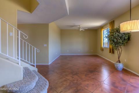 8741 E Chimney Spring Dr, Tucson, AZ 85747 photo 13
