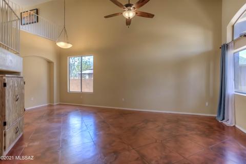 8741 E Chimney Spring Dr, Tucson, AZ 85747 photo 8