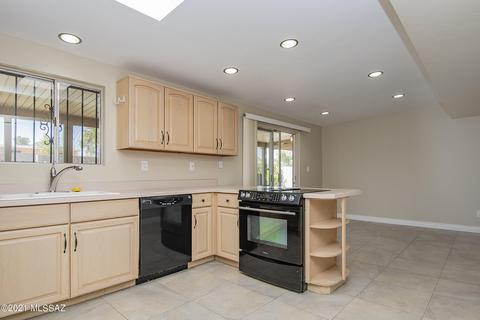 9072 E Holmes St, Tucson, AZ 85710 photo 12
