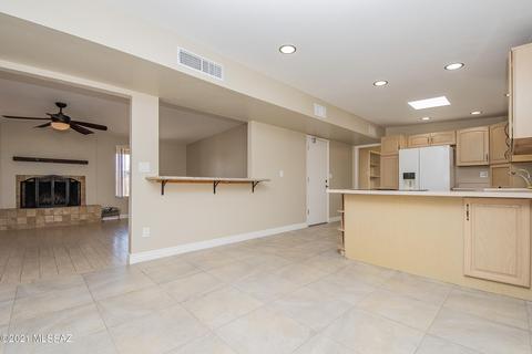 9072 E Holmes St, Tucson, AZ 85710 photo 10