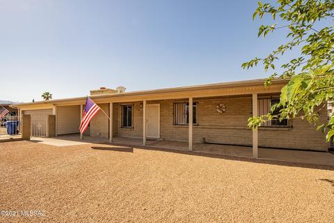 9072 E Holmes St, Tucson, AZ 85710 photo 2