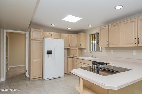 9072 E Holmes St, Tucson, AZ 85710 photo 11