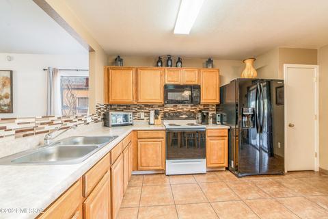 2795 E Liverpool Dr, Tucson, AZ 85706 photo 13