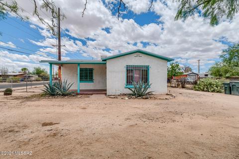 4866 E 3rd St, Tucson, AZ 85711 photo 2