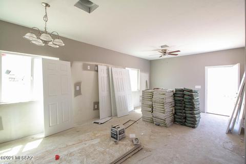 45 E Mohave Rd, Tucson, AZ 85705 photo 13