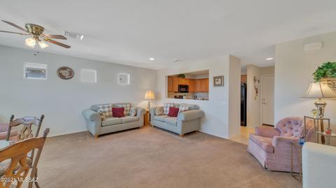 10561 E Singing Canyon Dr, Tucson, AZ 85747 photo 4