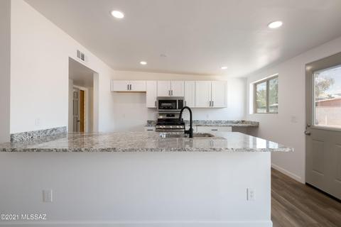 5749 S Irving Ave, Tucson, AZ 85706 photo 9