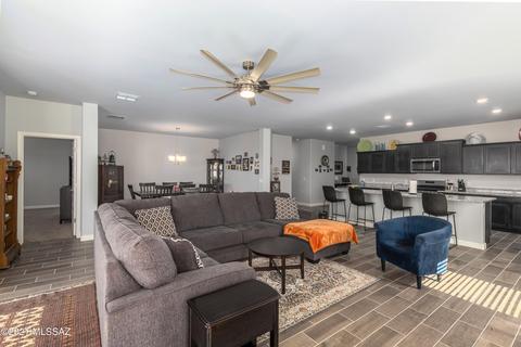 512 W Weldon St, Vail, AZ 85641 photo 6