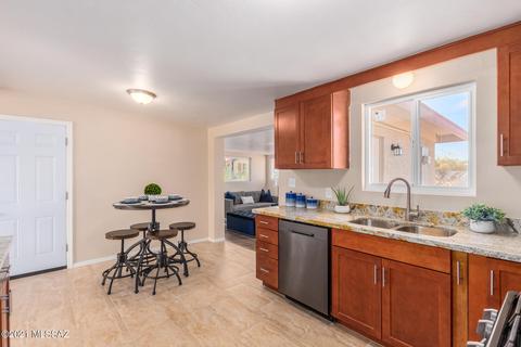 2938 E 24th St, Tucson, AZ 85713 photo 13