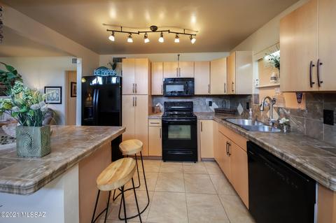 7902 E Hayne Pl, Tucson, AZ 85710 photo 7
