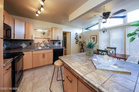 7902 E Hayne Pl, Tucson, AZ 85710 photo 10