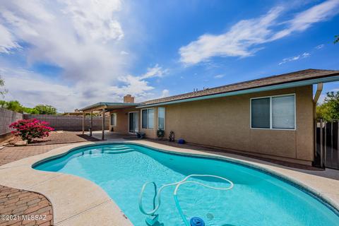 9811 E Bennett Dr, Tucson, AZ 85747 photo 1