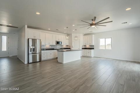 3295 E Shade Rock Pl, Vail, AZ 85641 photo 7