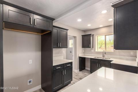 1504 E Hampton St, Tucson, AZ 85719 photo 8