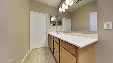 8401 W Benidorm Loop, Tucson, AZ 85757 photo 10
