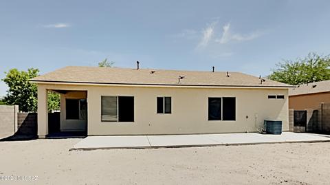 8401 W Benidorm Loop, Tucson, AZ 85757 photo 14
