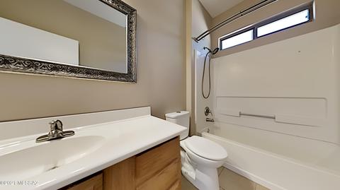 8401 W Benidorm Loop, Tucson, AZ 85757 photo 13