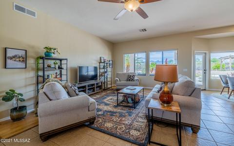 8728 E Saguaro View Pl, Vail, AZ 85641 photo 4