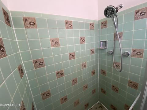 7310 E Sylvane Dr, Tucson, AZ 85710 photo 13