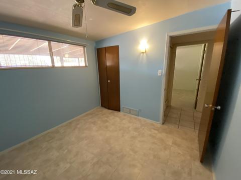 7310 E Sylvane Dr, Tucson, AZ 85710 photo 16