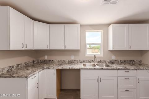 1137 E 33rd St, Tucson, AZ 85713 photo 15