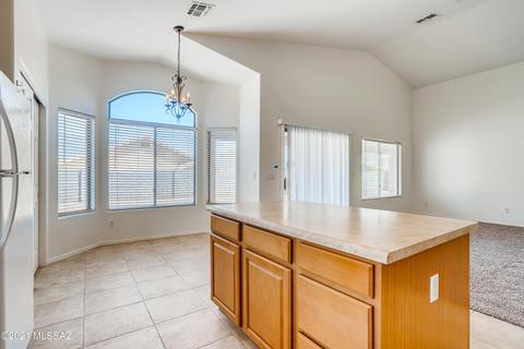 60846 Rock Ledge Loop, Tucson, AZ 85739 photo 15