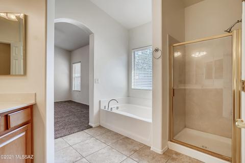 60846 Rock Ledge Loop, Tucson, AZ 85739 photo 23