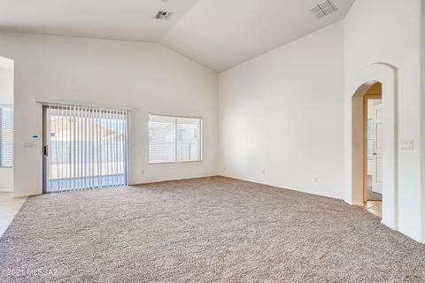 60846 Rock Ledge Loop, Tucson, AZ 85739 photo 8