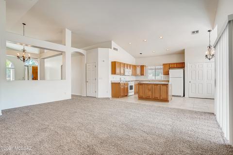 60846 Rock Ledge Loop, Tucson, AZ 85739 photo 10