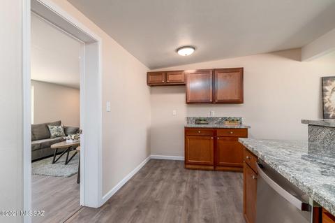 5010 E 25th St, Tucson, AZ 85711 photo 9