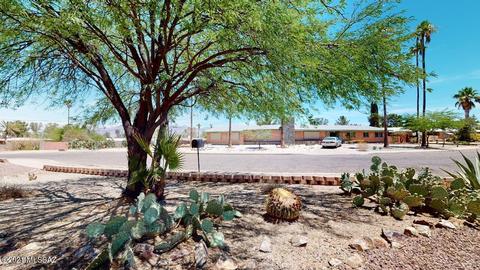 5702 E 14th St, Tucson, AZ 85711 photo 3