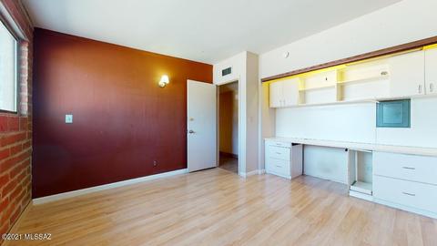 5702 E 14th St, Tucson, AZ 85711 photo 9